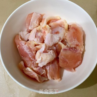 虫草花蒸鸡肉步骤1