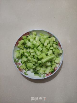 黄瓜炒蛋步骤2