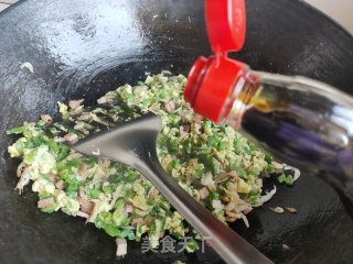 培根辣椒末炒鸡蛋步骤12