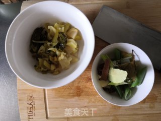 酸菜烧牛腩步骤4