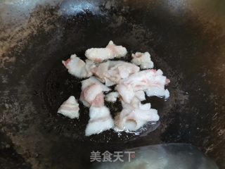 肉片丝瓜步骤1