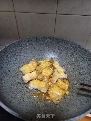 鱼骨焖腐竹步骤9