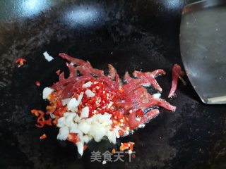 香肠炒白四季豆步骤5