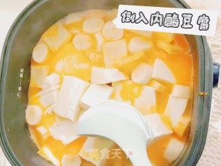 蟹黄豆腐煲步骤8