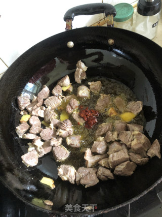 砂锅牛肉步骤2