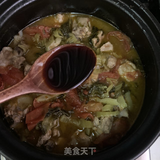 酸菜番茄排骨煲步骤10