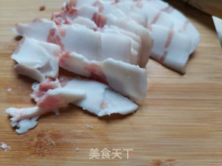 藠头炒五花肉步骤1