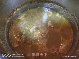 咖喱牛肉炖土豆盖烧饭步骤4
