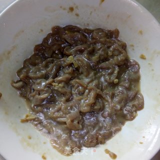 仔姜青椒炒肉丝步骤2