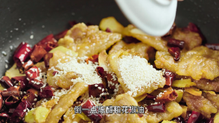 臻鲜·香炸锅巴肉步骤11