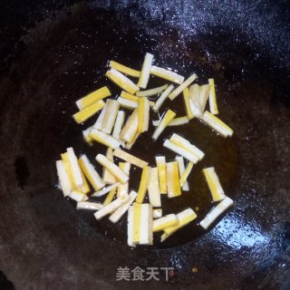 酸香茄丝步骤4