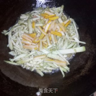 酸香茄丝步骤7