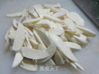 鹅肠炒茭白步骤4