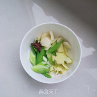 酱烧黄花鱼步骤4