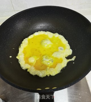 茭白炒鸡蛋步骤4