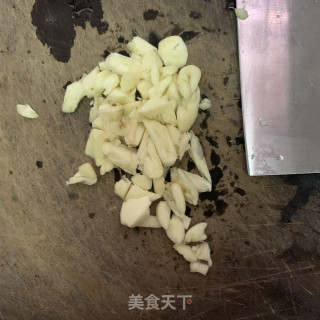 豆角炒五花肉步骤3