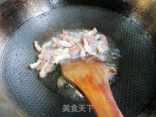 五花肉芹菜炒茭白步骤5
