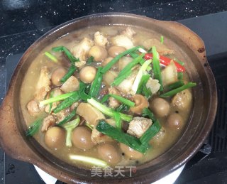 鹌鹑蛋烧五花肉步骤4