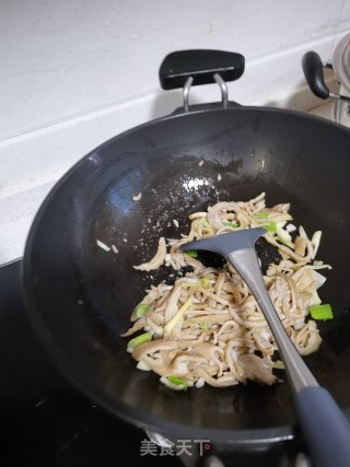 辣椒炒羊肚步骤4