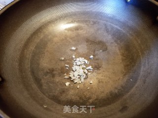 腊肉炒蛇瓜步骤6