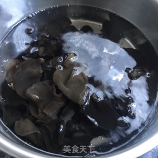 佛手瓜炒木耳步骤4