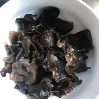 佛手瓜炒木耳步骤6