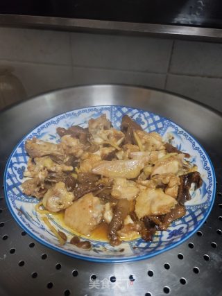 黄豆酱香菇蒸鸡步骤6