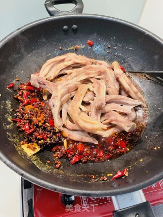 麻辣鸭爪步骤2