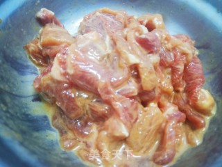 牛肉海鲜菇步骤3