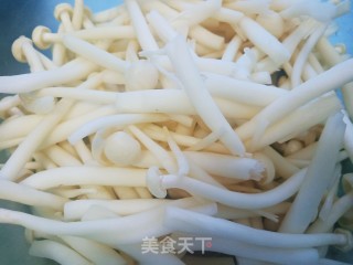 牛肉海鲜菇步骤4