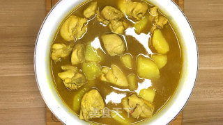 家常土豆咖喱鸡，简单又美味，小白也能做的经典美食。步骤10