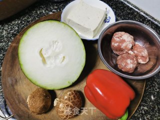 冬瓜烧豆腐圆子步骤1