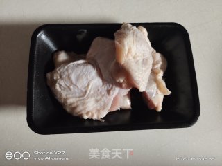 焖鸭腿肉盖烧饭步骤1