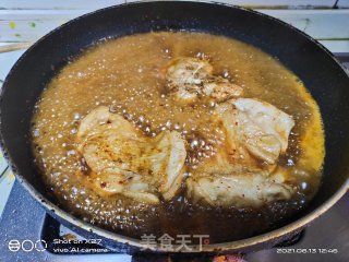 焖鸭腿肉盖烧饭步骤3