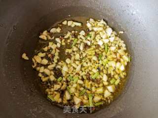 蒜蓉辣椒炒扇贝步骤7