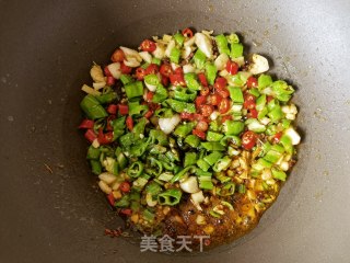 蒜蓉辣椒炒扇贝步骤9