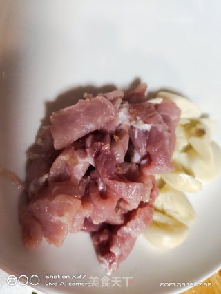 肉片烧豆角步骤1