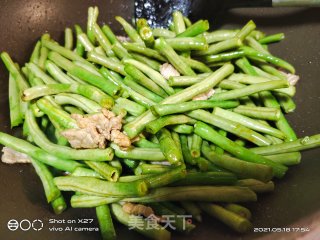 肉片烧豆角步骤4