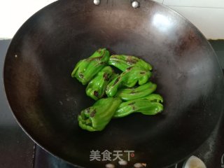 老干妈肉末青椒步骤2