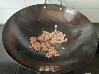 老干妈肉末青椒步骤3