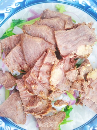 洋葱拌牛肉步骤9
