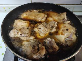 红烧鸡腿肉盖烧饭步骤4