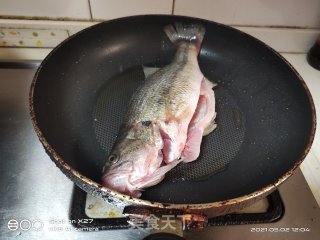 番茄鲈鱼步骤2