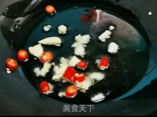 毛豆米炒牛筋步骤2