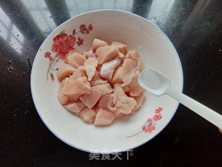 溜肉段（鸡胸肉版）步骤2