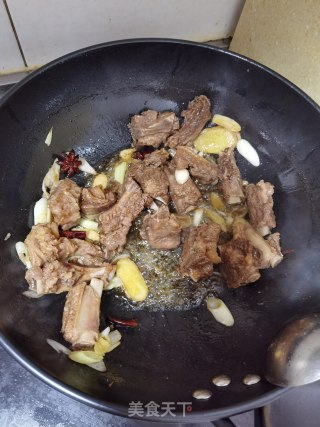 排骨烧茄子步骤5