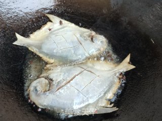 红烧小平鱼步骤6