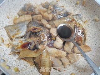 玉昌鲞烧肉步骤8