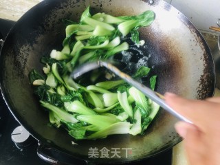 蒜香上海青步骤5