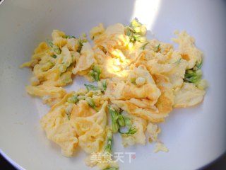 茉莉花炒鸡蛋步骤5